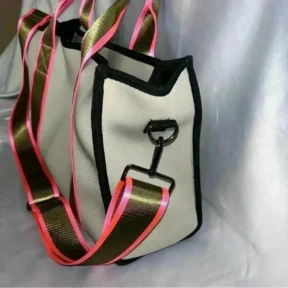 HAUTE SHORE ISLA TOTE - SWANK In A Tan, Goldfish-green And Hot Pink Colors. EUC! - Picture 6 of 13